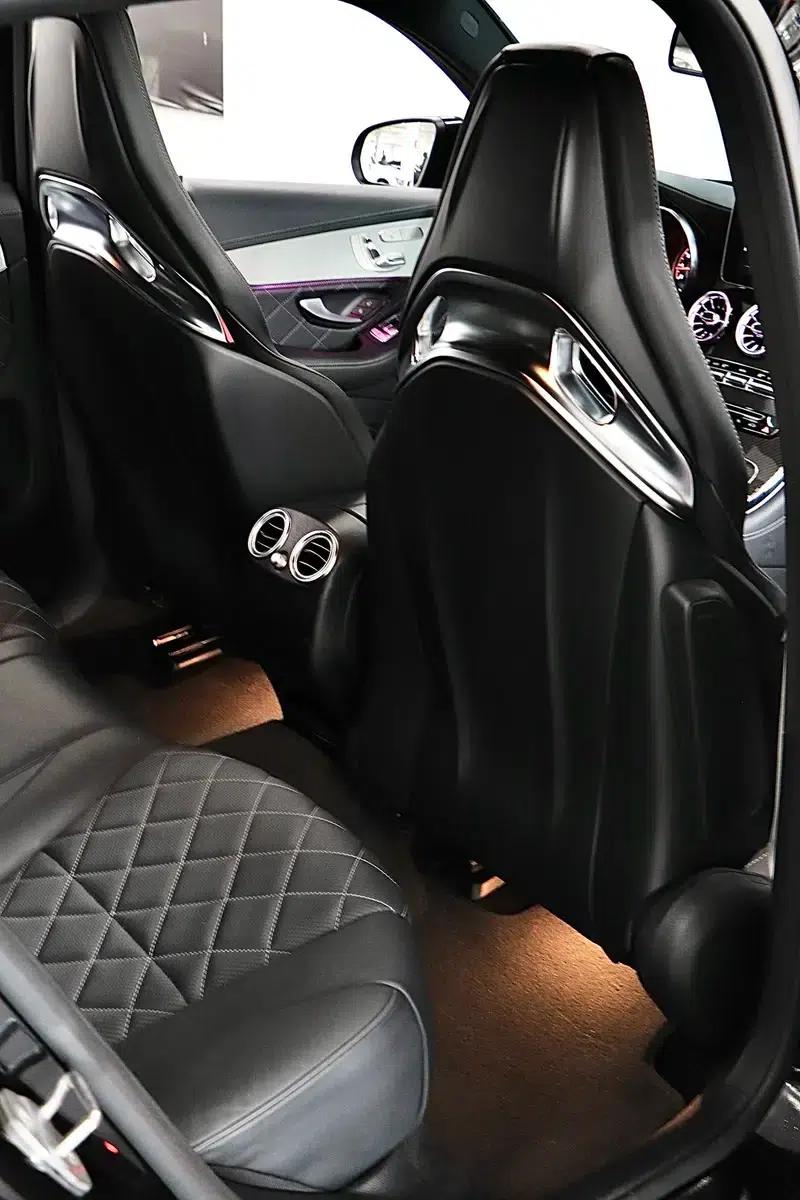 Mercedes-Benz GLC Coupe AMG 2018 AMG GLC 63 S 4MATIC+ Coupe SUV — миниатюра 11