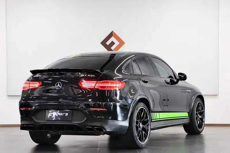 Mercedes-Benz GLC Coupe AMG 2018 AMG GLC 63 S 4MATIC+ Coupe SUV — миниатюра 7