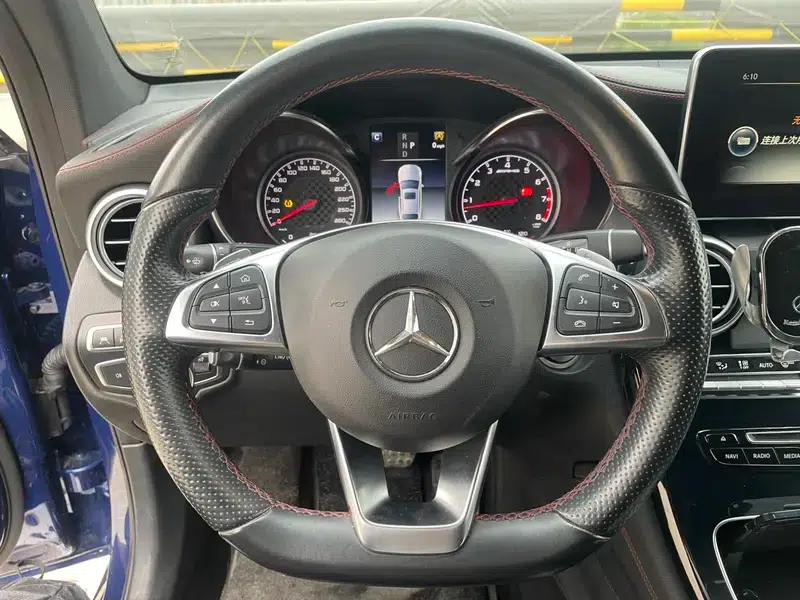 Mercedes-Benz GLC Coupe AMG 2017 AMG GLC 43 4MATIC Coupe SUV Special Edition — миниатюра 14