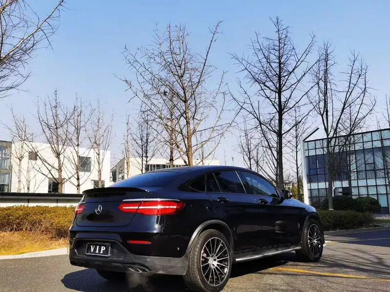 Mercedes-Benz GLC Coupe AMG 2017 AMG GLC 43 4MATIC Coupe SUV — миниатюра 5
