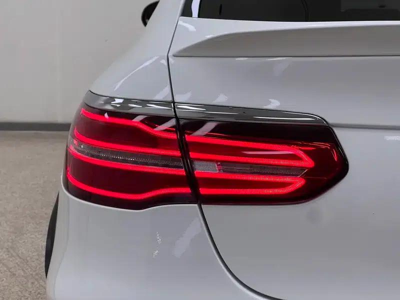 Mercedes-Benz GLC Coupe AMG 2017 AMG GLC 43 4MATIC Coupe SUV — миниатюра 11