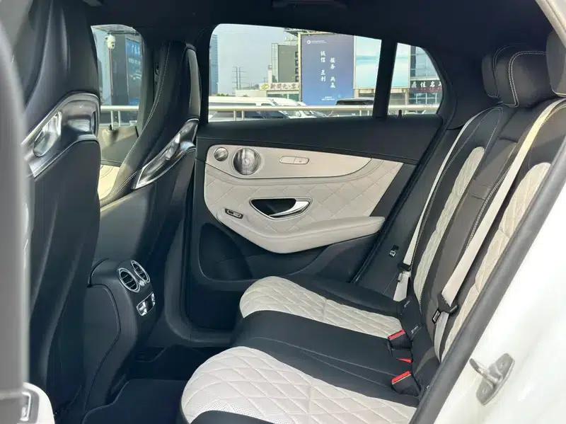 Mercedes-Benz GLC Coupe AMG 2018 AMG GLC 63 S 4MATIC+ Coupe SUV — миниатюра 22