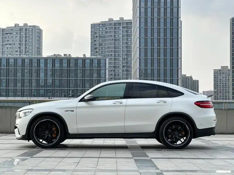 Mercedes-Benz GLC Coupe AMG 2018 AMG GLC 63 S 4MATIC+ Coupe SUV — миниатюра 4