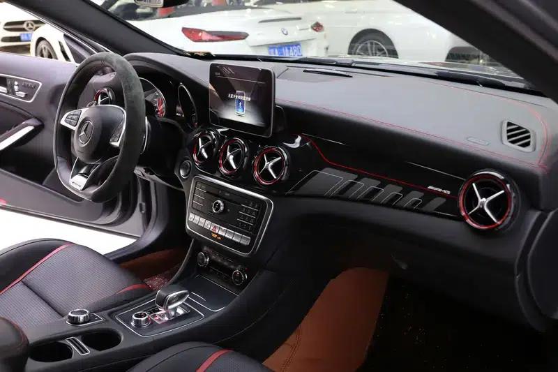 2017 Mercedes-Benz GLA AMG Facelift AMG GLA 45 4MATIC — миниатюра 10