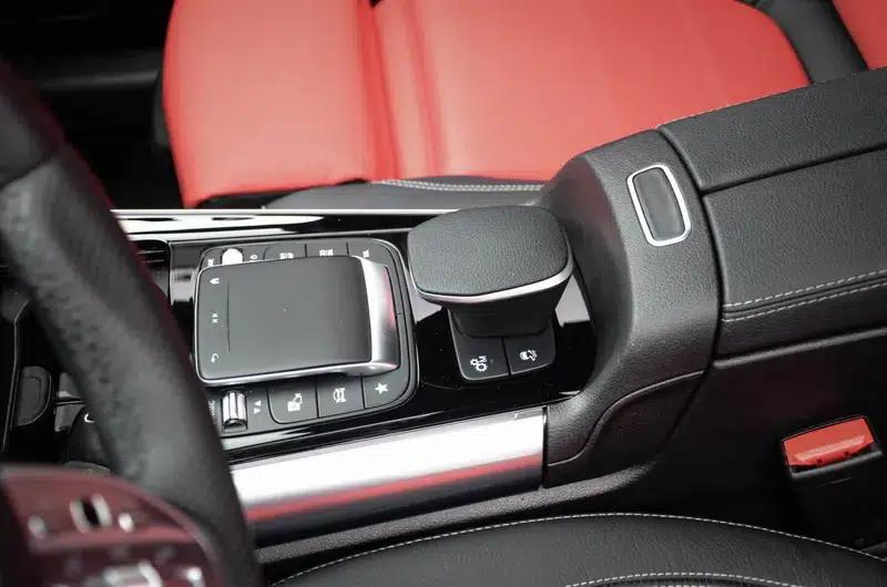 2022 Mercedes-Benz GLA AMG 35 4MATIC — миниатюра 18