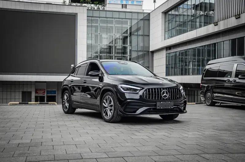 2022 Mercedes-Benz GLA AMG 35 4MATIC — миниатюра 3