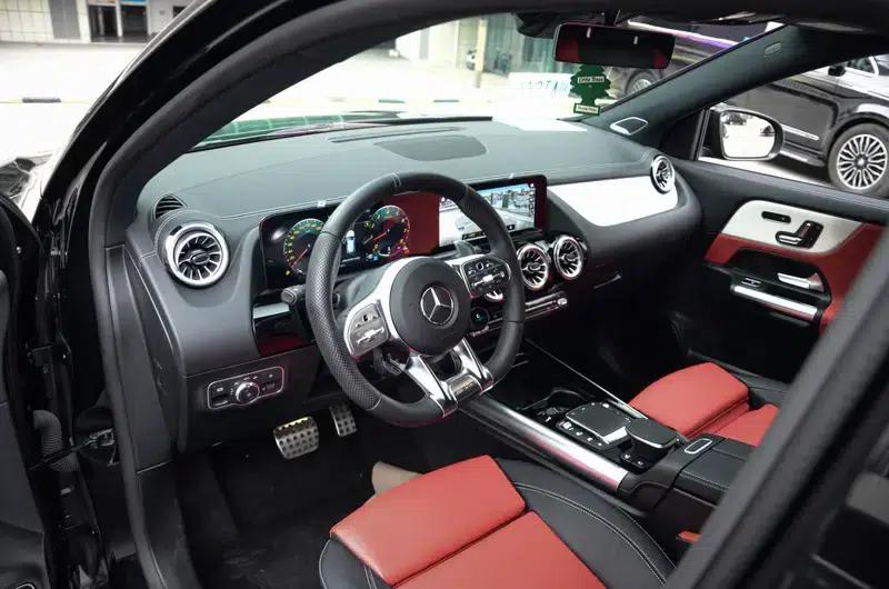 2022 Mercedes-Benz GLA AMG 35 4MATIC — миниатюра 23