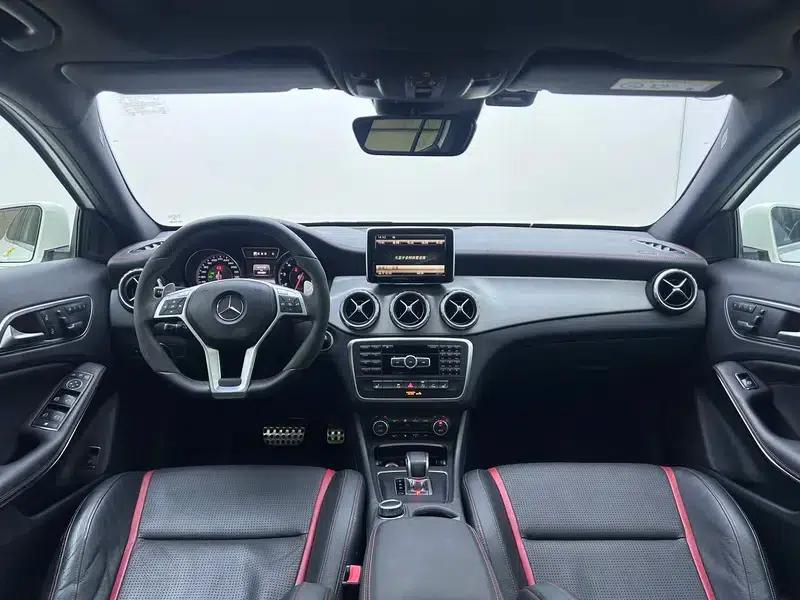 2015 Mercedes-Benz GLA AMG 45 4MATIC — миниатюра 14
