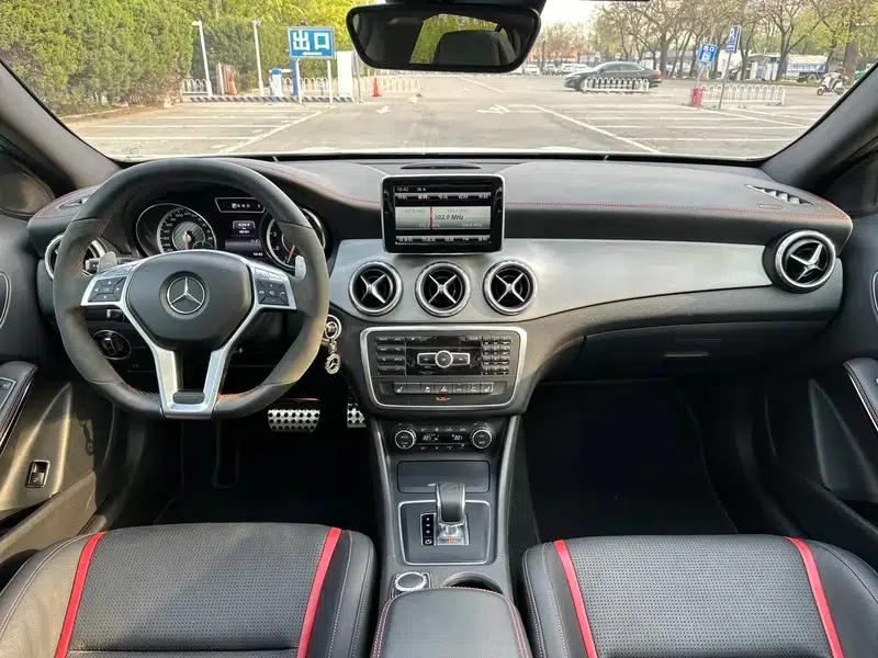 2015 Mercedes-Benz GLA AMG 45 4MATIC — миниатюра 25