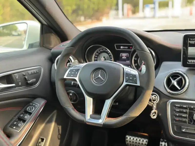 2015 Mercedes-Benz GLA AMG 45 4MATIC — миниатюра 35