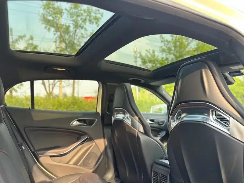 2015 Mercedes-Benz GLA AMG 45 4MATIC — миниатюра 39