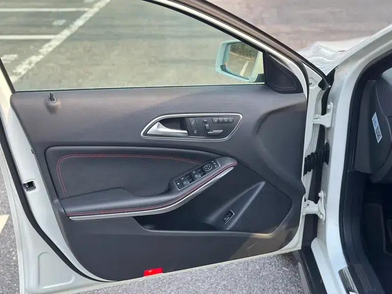 2015 Mercedes-Benz GLA AMG 45 4MATIC — миниатюра 40