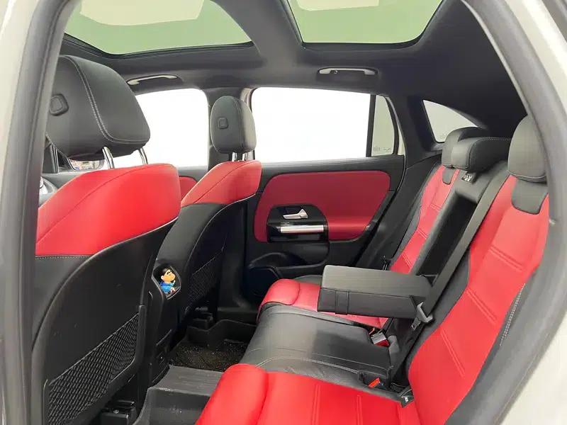 2022 Mercedes-Benz GLA AMG 35 4MATIC — миниатюра 31
