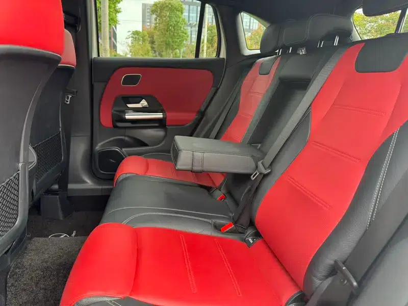 2021 Mercedes-Benz GLA AMG 35 4MATIC — миниатюра 19