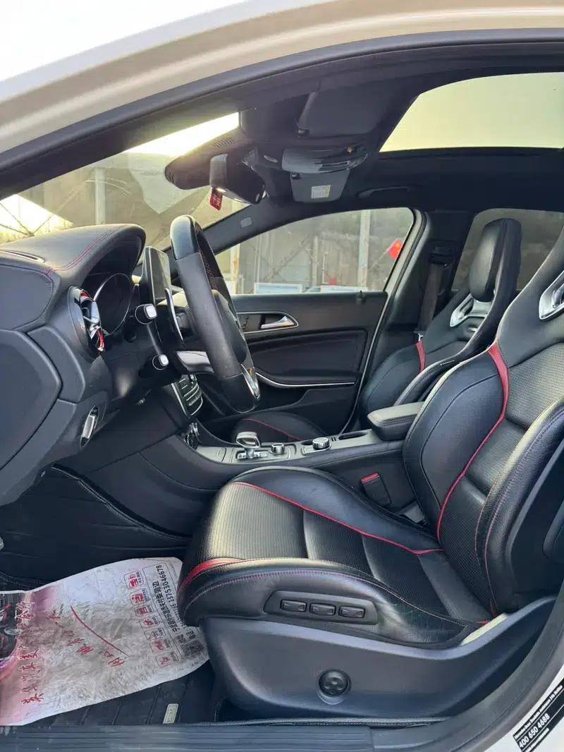 2016 Mercedes-Benz GLA AMG 45 4MATIC — миниатюра 18