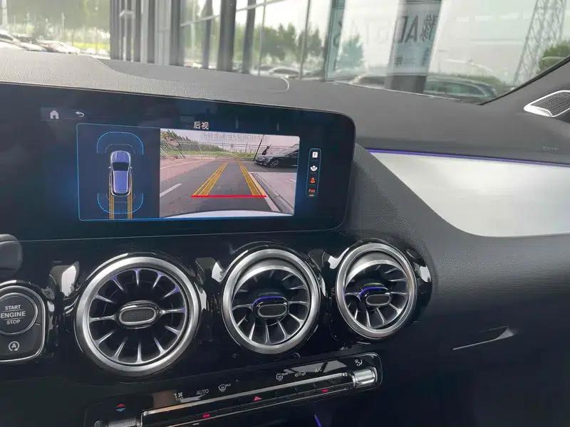 2024 Mercedes-Benz GLA AMG 35 4MATIC — миниатюра 7