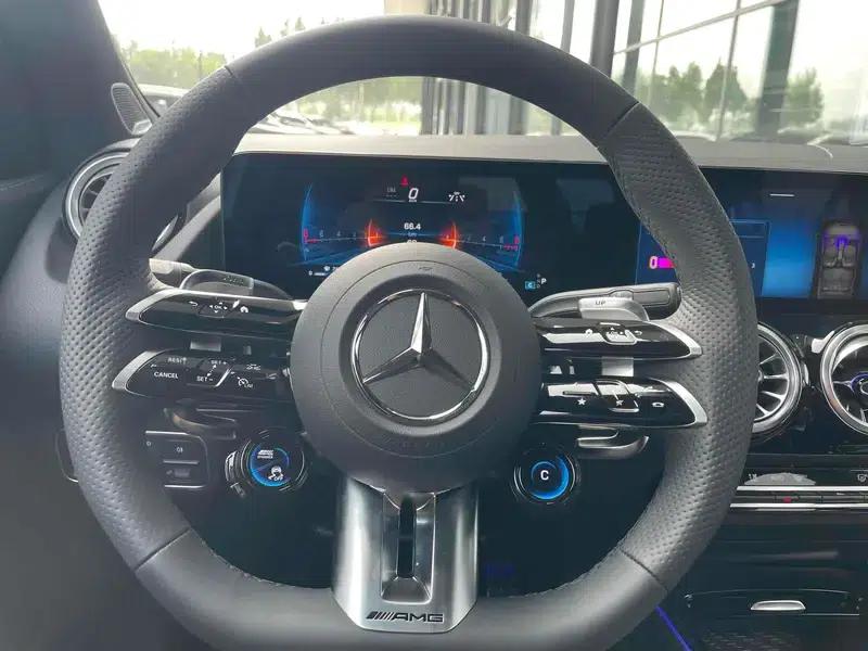 2024 Mercedes-Benz GLA AMG 35 4MATIC — миниатюра 10