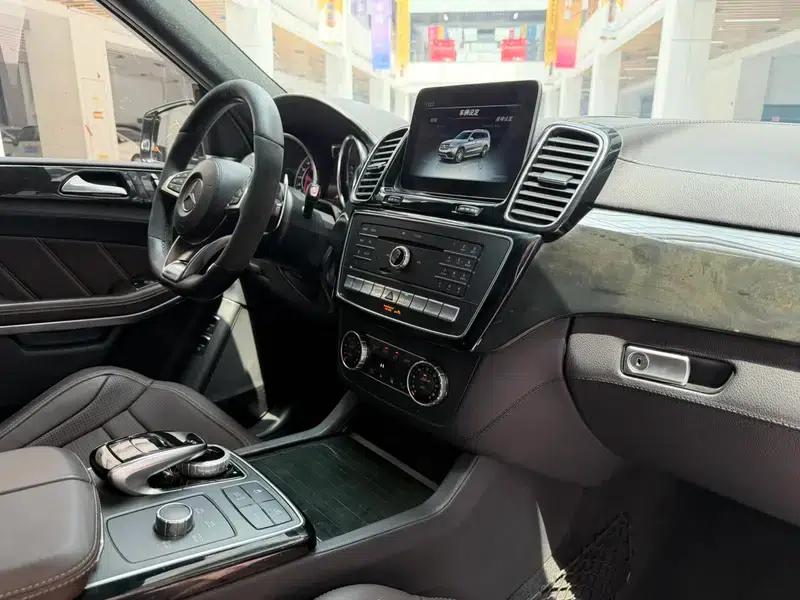 2016 Mercedes-Benz GLS AMG 63 4MATIC — миниатюра 17