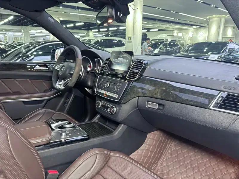 2017 Mercedes-Benz GLS AMG 63 4MATIC — миниатюра 11