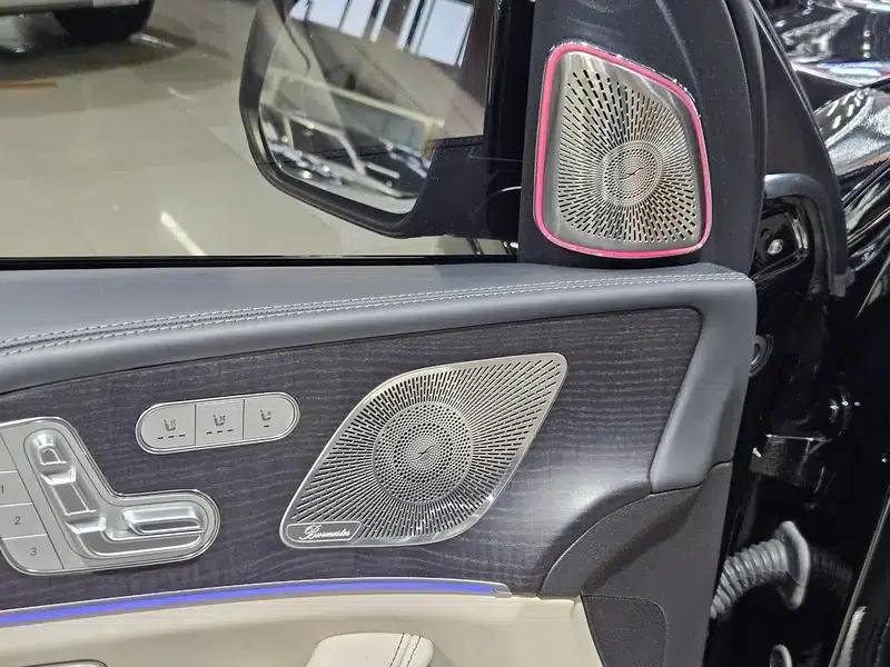 2022 Mercedes-Benz GLS AMG 4.0T Automatic 4WD 6-Seater (Parallel Import) — миниатюра 11