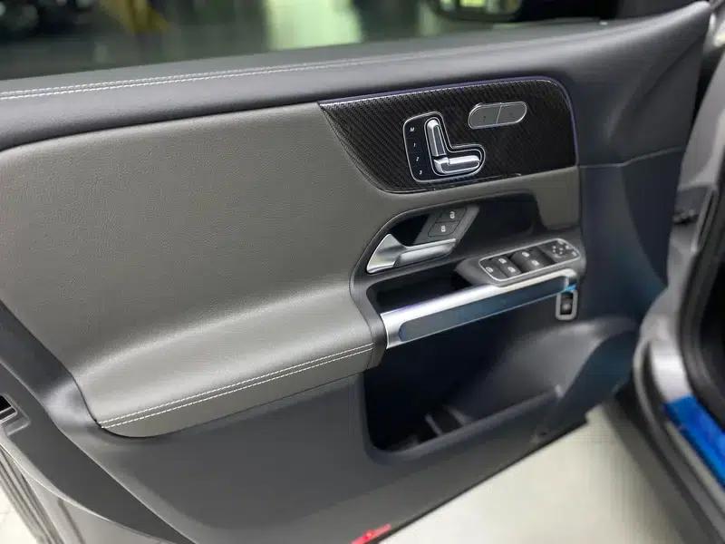 2022 Mercedes-Benz GLB AMG 35 4MATIC — миниатюра 11