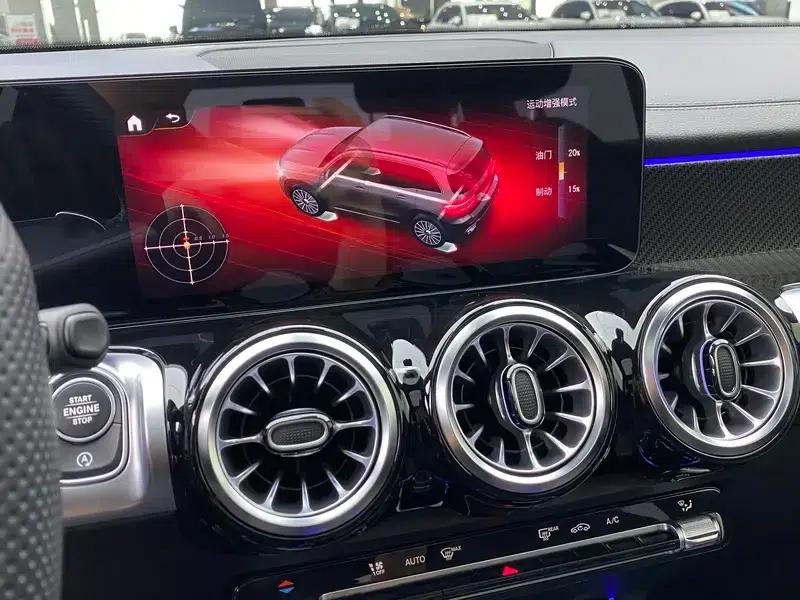2022 Mercedes-Benz GLB AMG 35 4MATIC — миниатюра 7