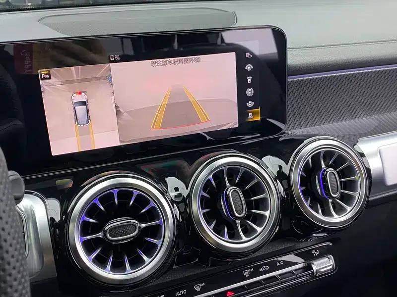 2022 Mercedes-Benz GLB AMG 35 4MATIC — миниатюра 8