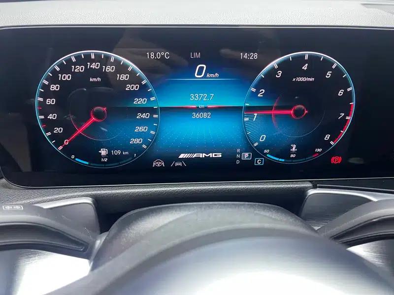 2021 Mercedes-Benz GLB AMG 35 4MATIC — миниатюра 15