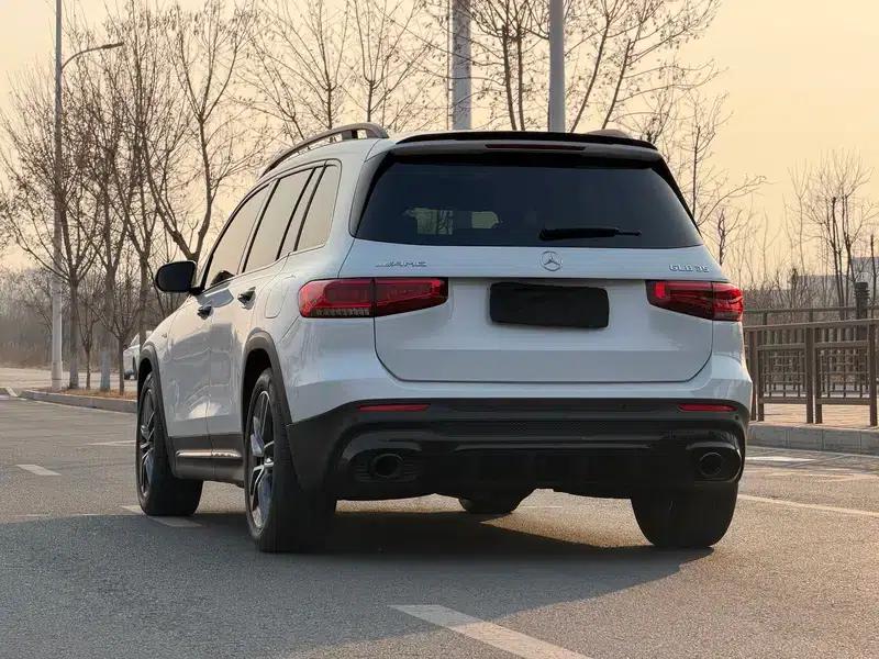 2023 Mercedes-Benz GLB AMG 35 4MATIC — миниатюра 4