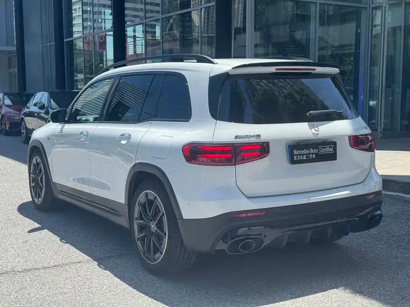 2024 Mercedes-Benz GLB AMG 35 4MATIC — миниатюра 4
