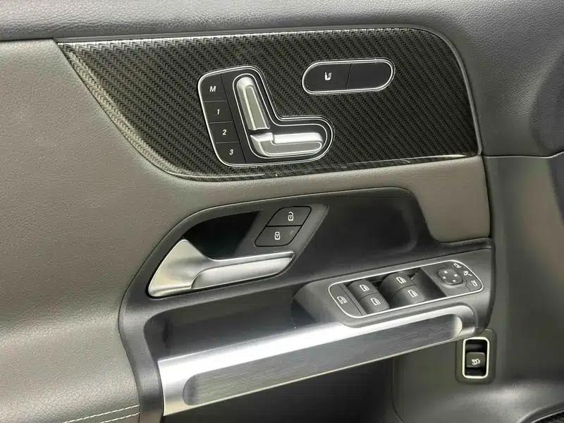 2023 Mercedes-Benz GLB AMG 35 4MATIC — миниатюра 11