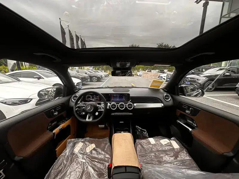 2024 Mercedes-Benz GLB AMG 35 4MATIC — миниатюра 8