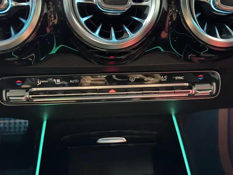2021 Mercedes-Benz GLB AMG 35 4MATIC — миниатюра 21