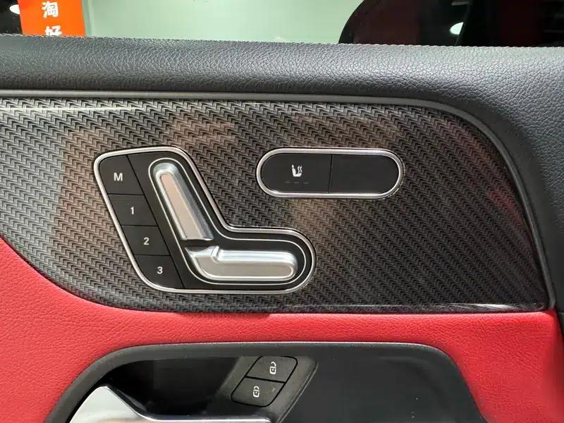 2021 Mercedes-Benz GLB AMG 35 4MATIC — миниатюра 28