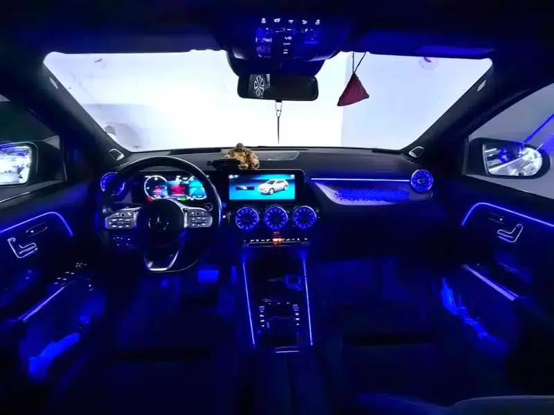Mercedes-Benz EQA 2022 EQA 300 4MATIC First Edition — миниатюра 13