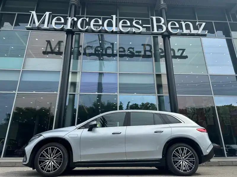 2023 Mercedes-Benz EQS SUV, EQS 450 4MATIC Luxury Edition — миниатюра 3