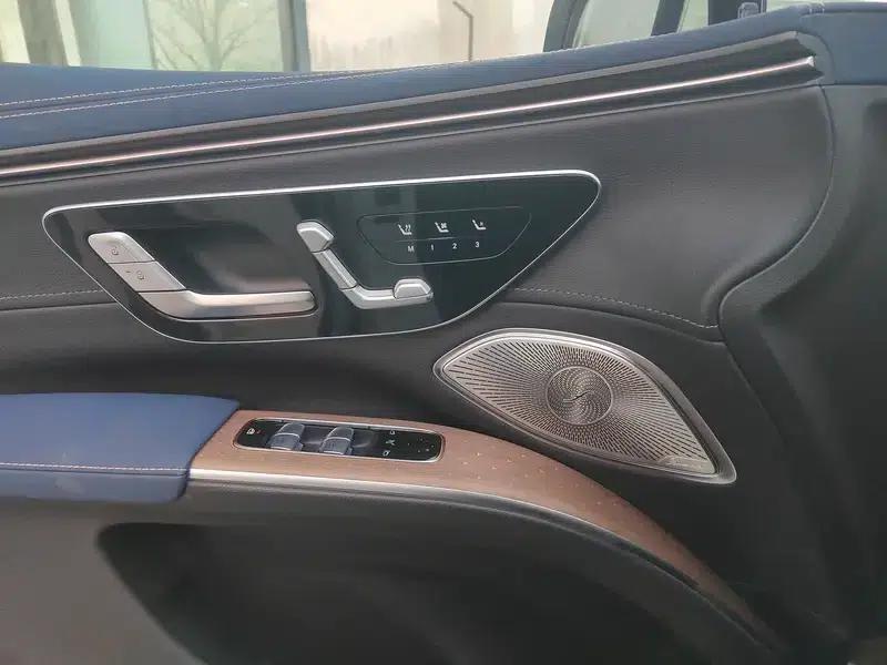 2023 Mercedes-Benz EQS SUV, EQS 450 4MATIC Luxury Edition — миниатюра 9