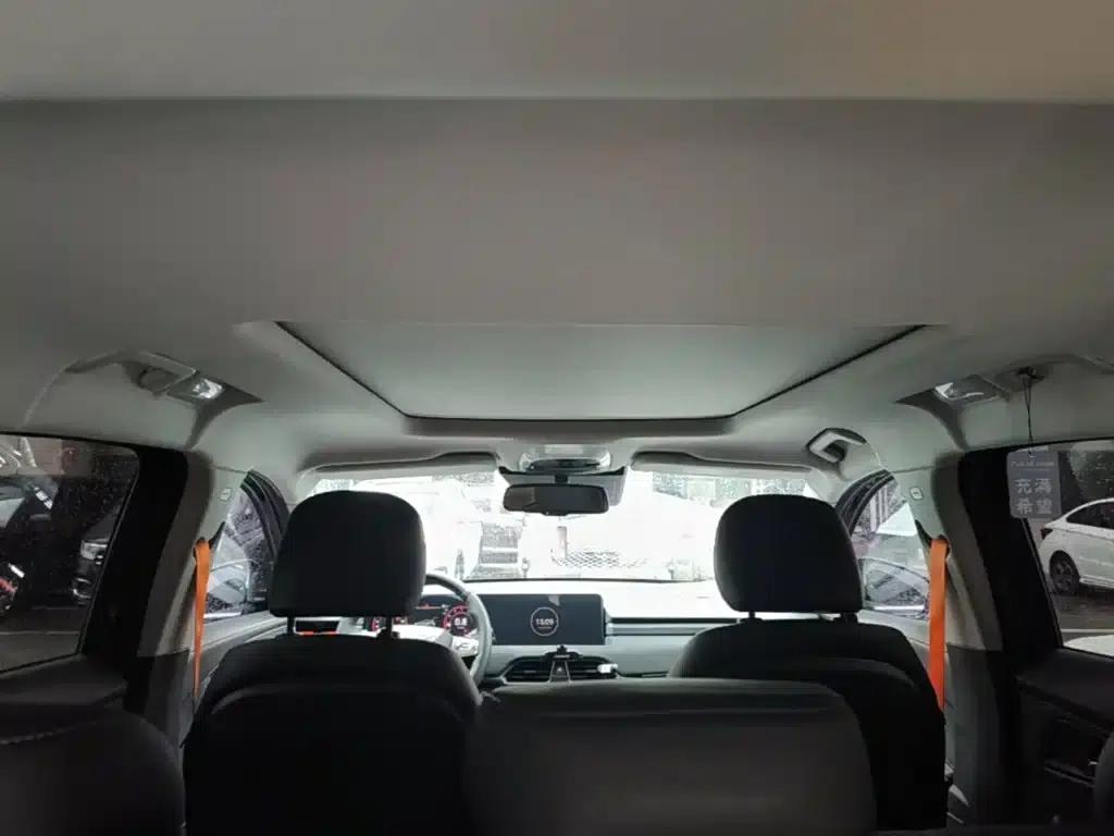 Exeed Lingyun 2022 Model S 400T 4WD Super Power PRO Edition — миниатюра 18