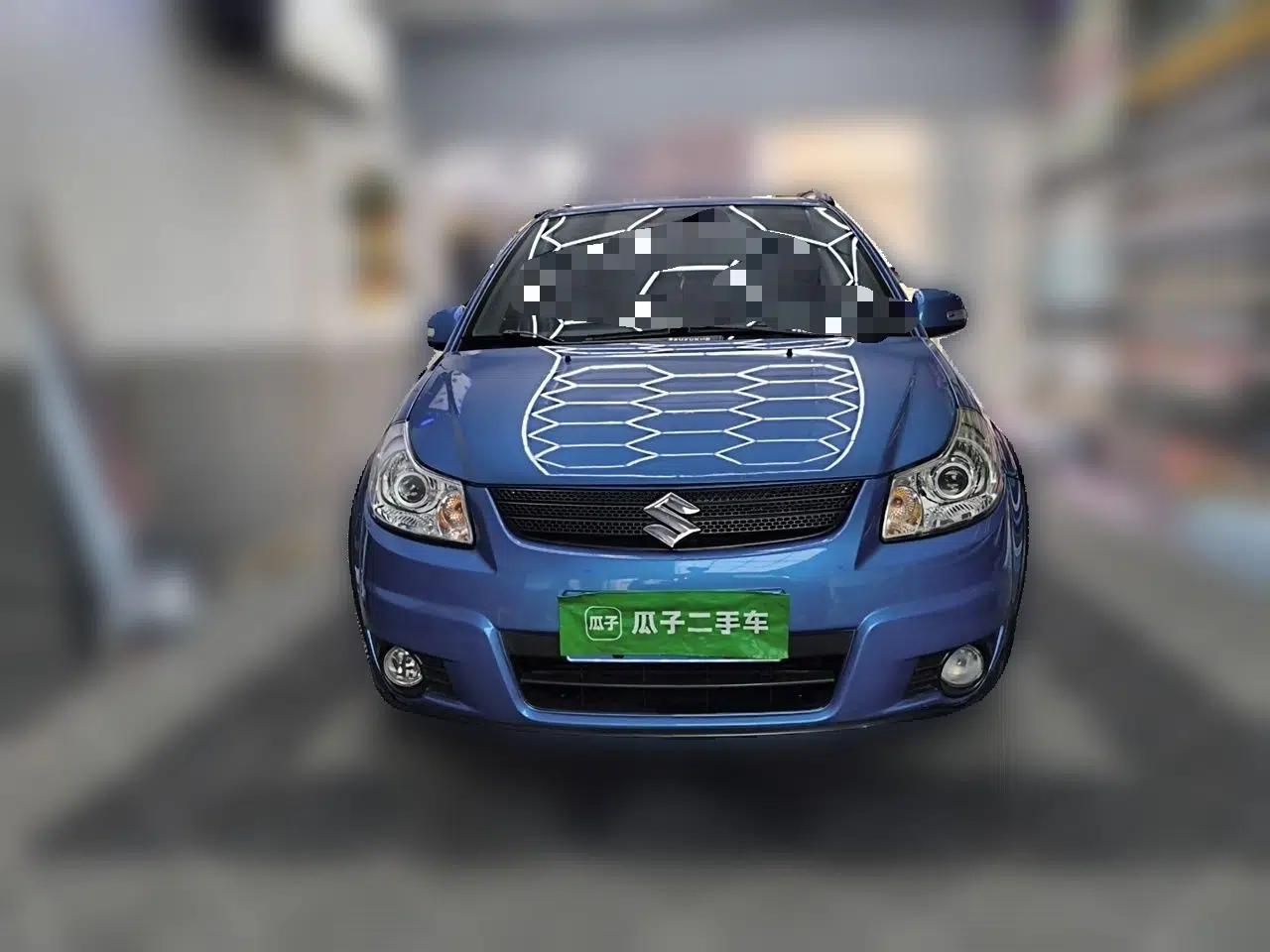 Suzuki SX4 2010 Hatchback 1.6L Automatic Champion Limited Edition — миниатюра 2