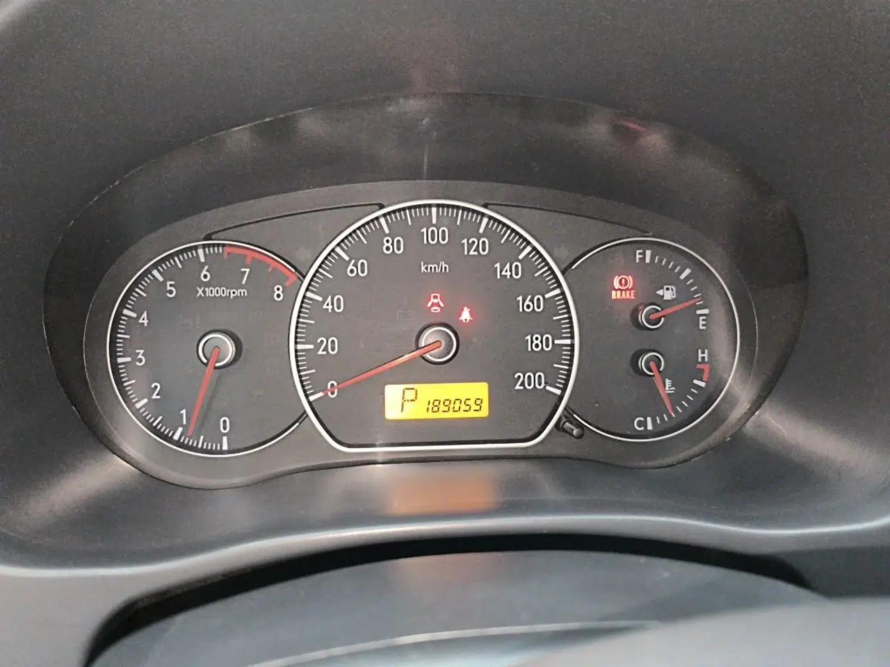 Suzuki SX4 2010 Hatchback 1.6L Automatic Champion Limited Edition — миниатюра 11
