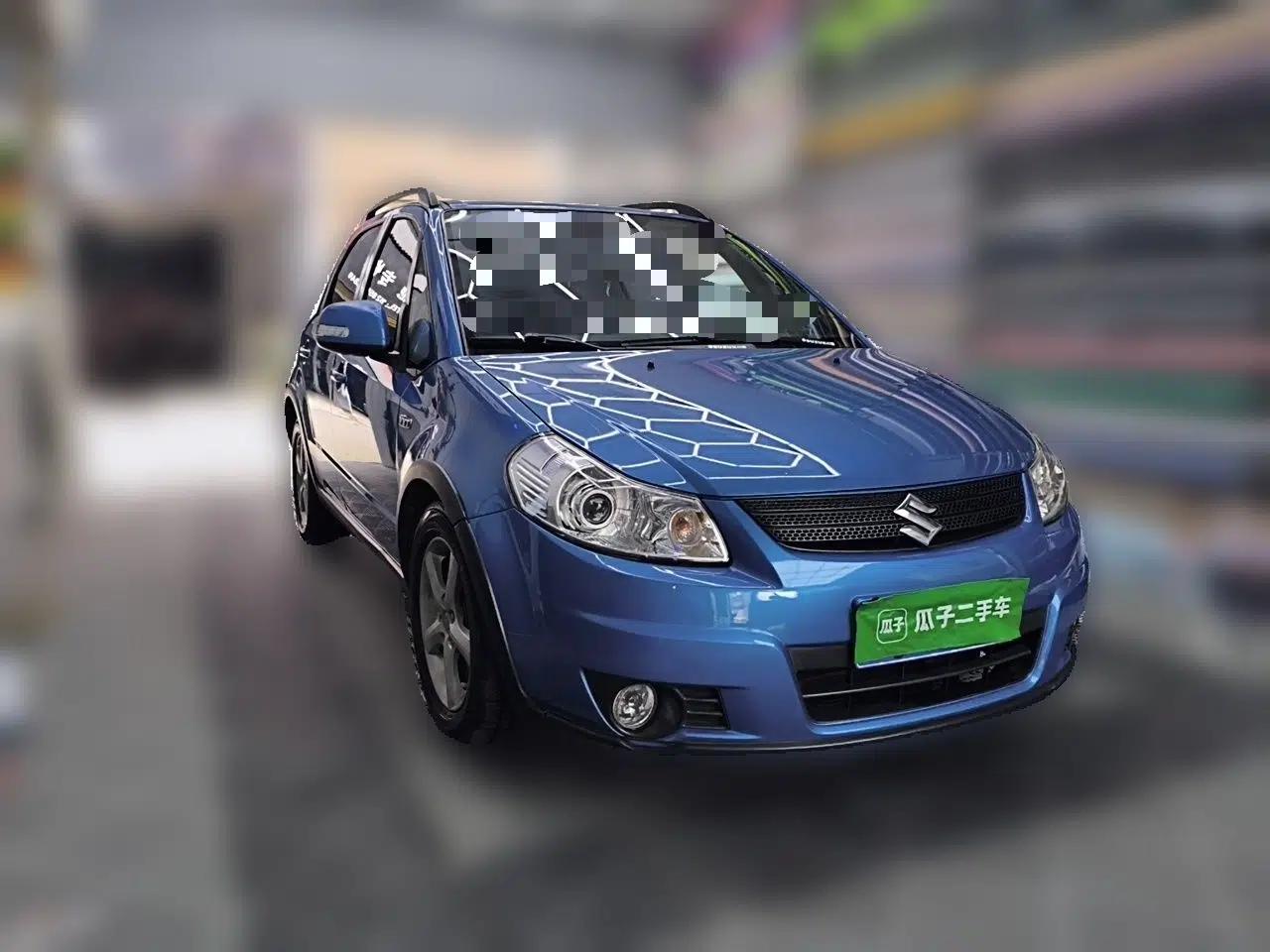 Suzuki SX4 2010 Hatchback 1.6L Automatic Champion Limited Edition — миниатюра 3