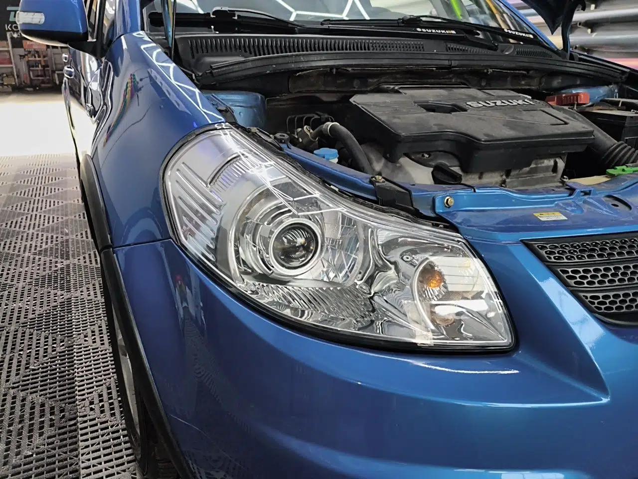 Suzuki SX4 2010 Hatchback 1.6L Automatic Champion Limited Edition — миниатюра 7