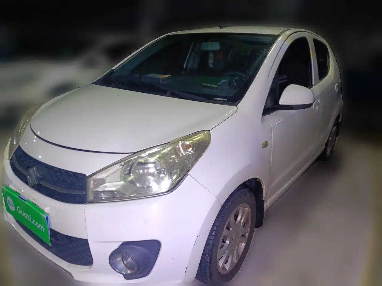 Suzuki Alto 2015 1.0L Manual Limited Edition — миниатюра 1