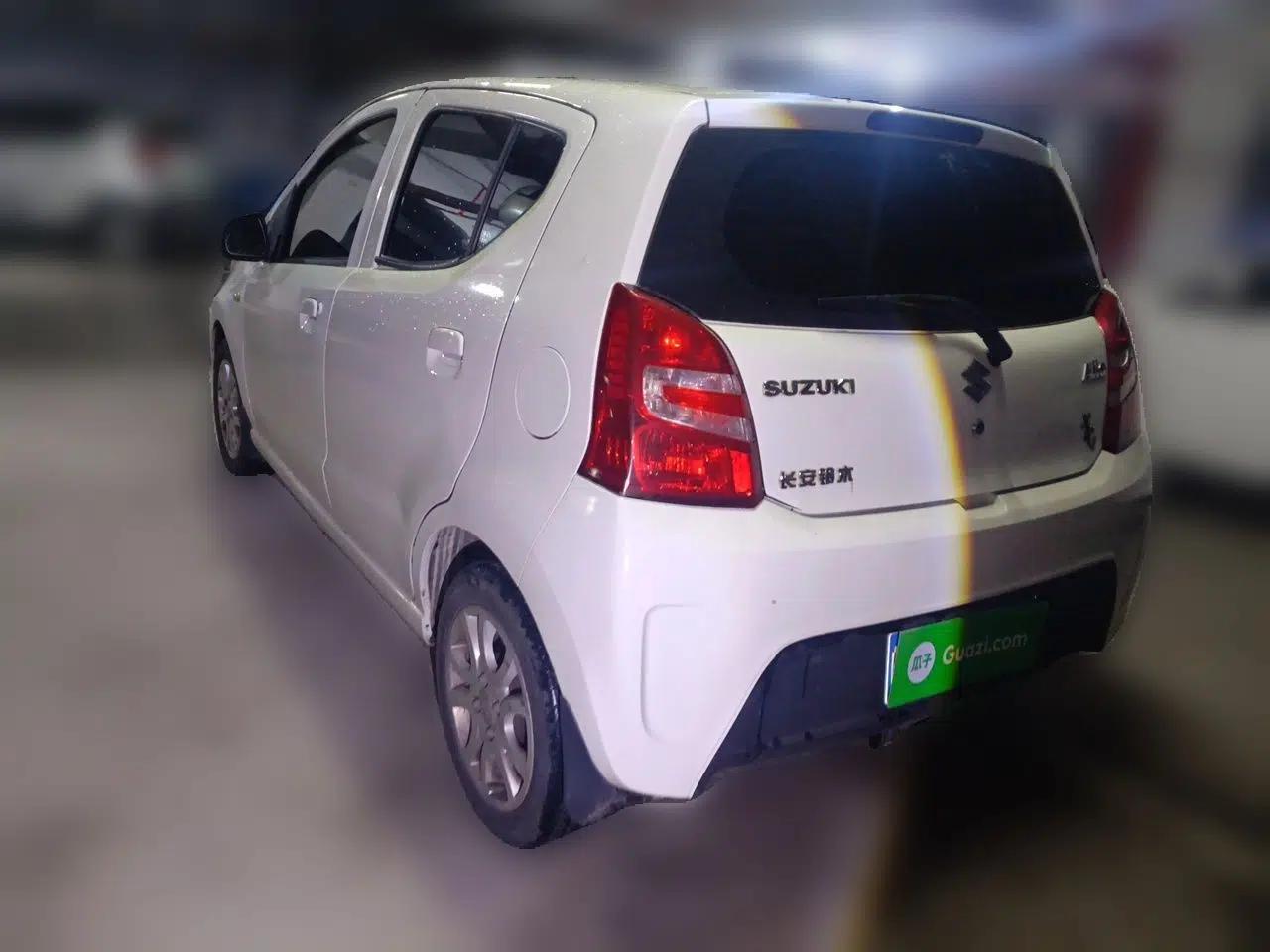 Suzuki Alto 2015 1.0L Manual Limited Edition — миниатюра 4