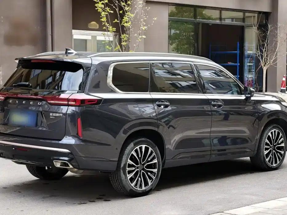 Starlight Moon 2021 400T AWD Starlight Pro Edition 7-Seater — миниатюра 7
