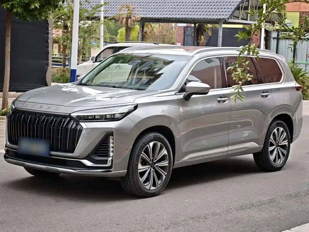 Starlight Moon 2023 400T AWD Star Supreme Edition 6-seater — миниатюра 1