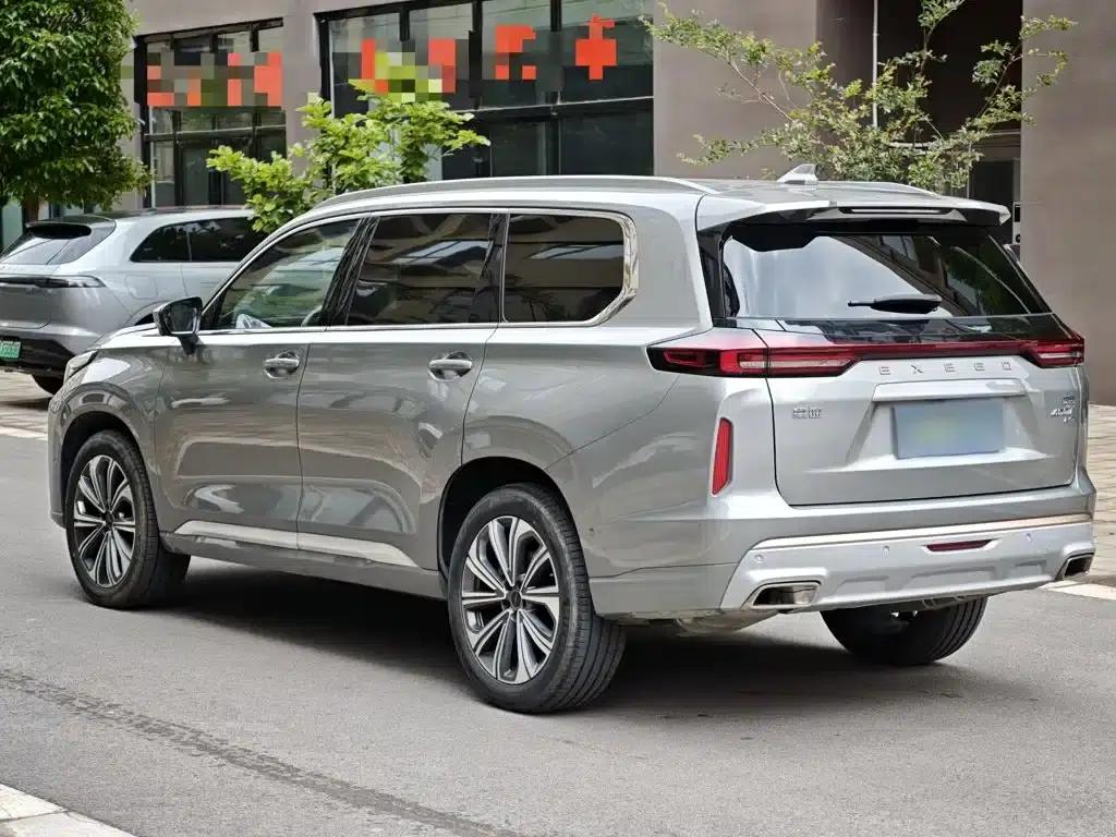 Starlight Moon 2023 400T AWD Star Supreme Edition 6-seater — миниатюра 5