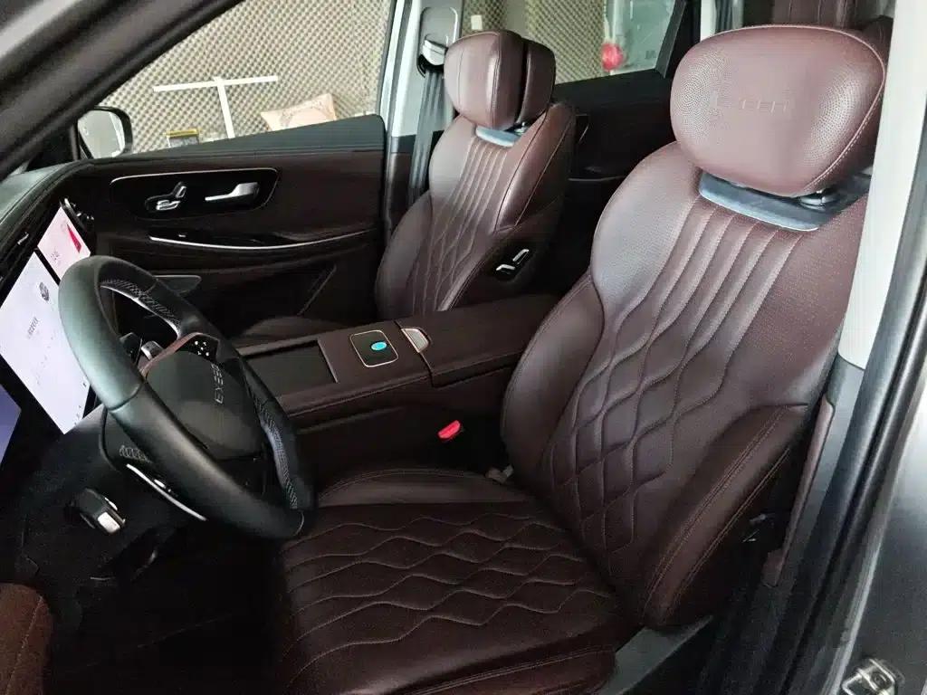 Starlight Moon 2023 400T AWD Star Supreme Edition 6-seater — миниатюра 6