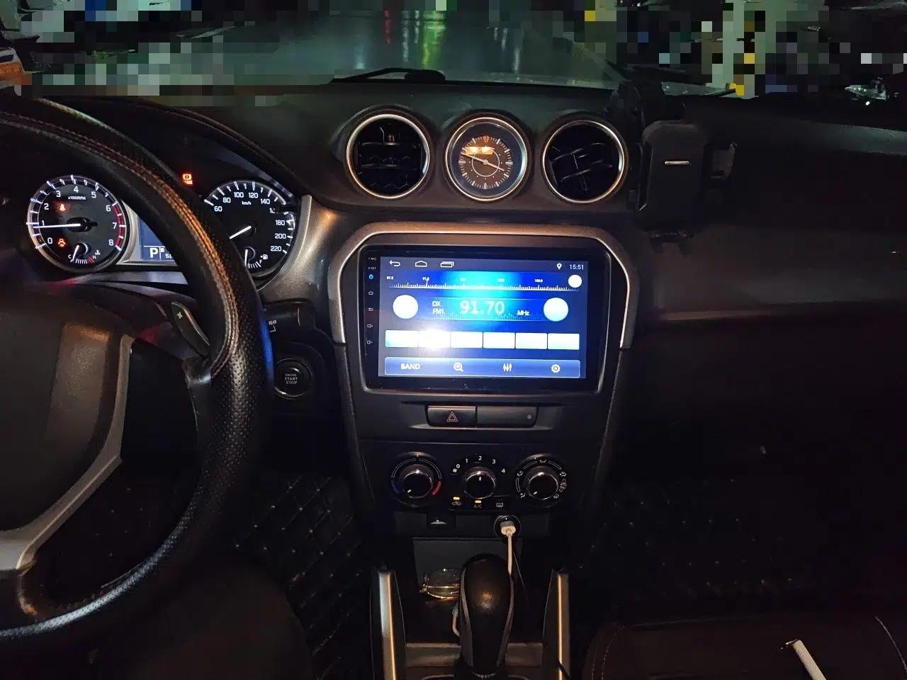 Suzuki Vitara 2016 1.4T Automatic Two-Wheel Drive Elite Model — миниатюра 13