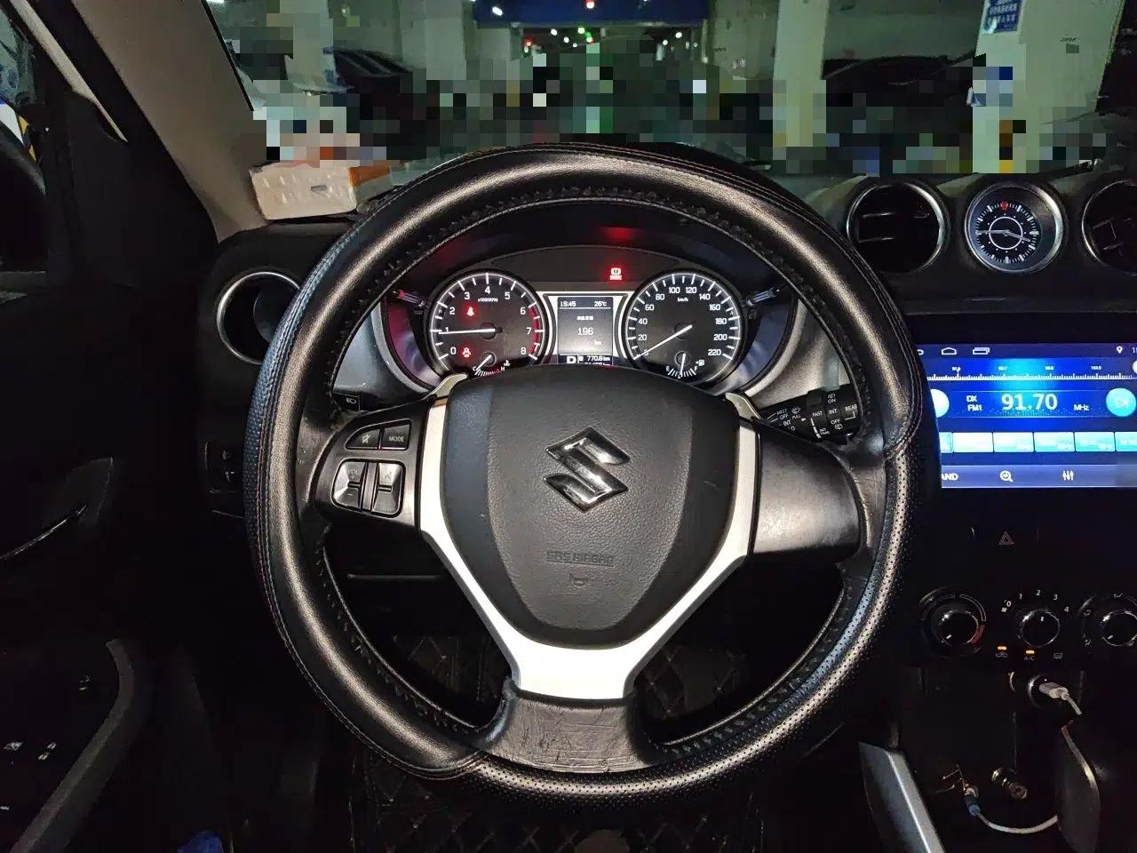 Suzuki Vitara 2016 1.4T Automatic Two-Wheel Drive Elite Model — миниатюра 10